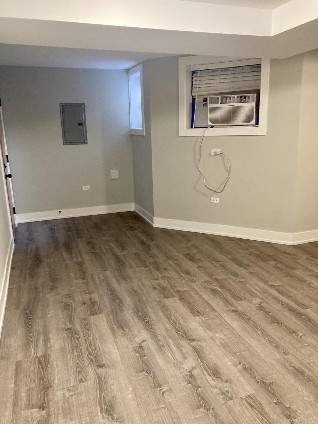 Building Photo - 1 bedroom in Chicago IL 60614