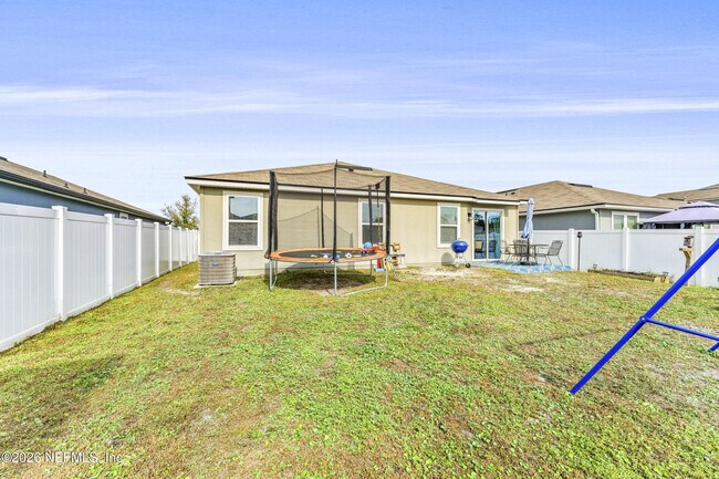 Building Photo - 3696 Shiner Dr