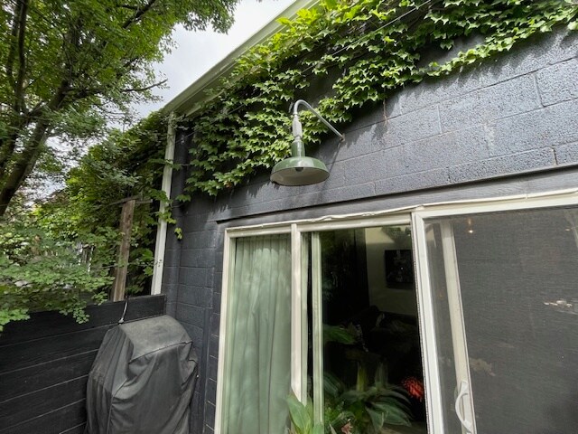 Building Photo - 440 W 900 S