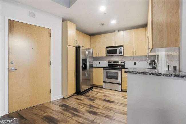 Building Photo - 923 Peachtree St NE