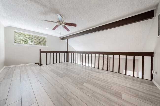 Building Photo - 2342 Sunset Trail