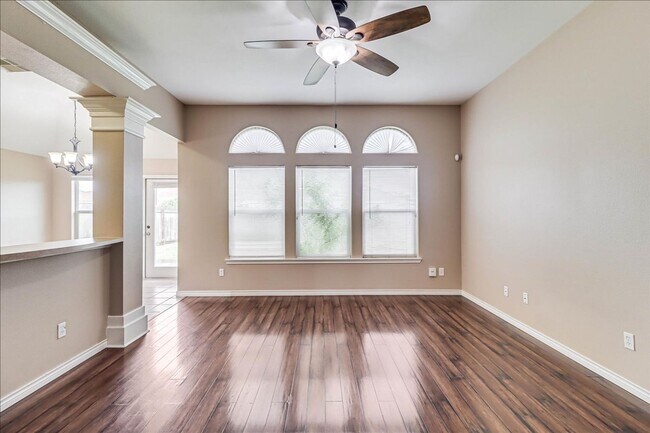 Building Photo - 2317 Tropical Wind Dr
