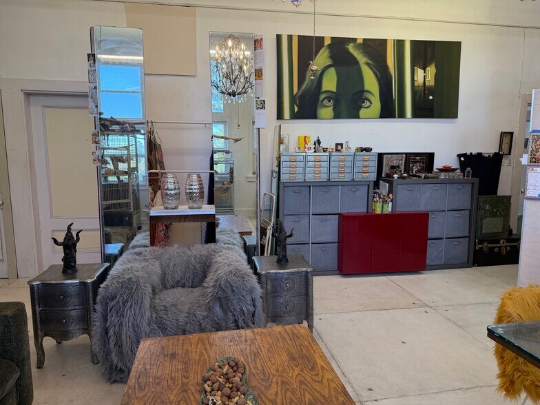 Building Photo - 101 Ten Broeck Ln