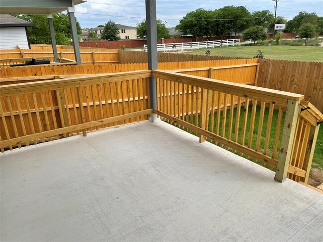 Building Photo - 262 Jaycen Ln