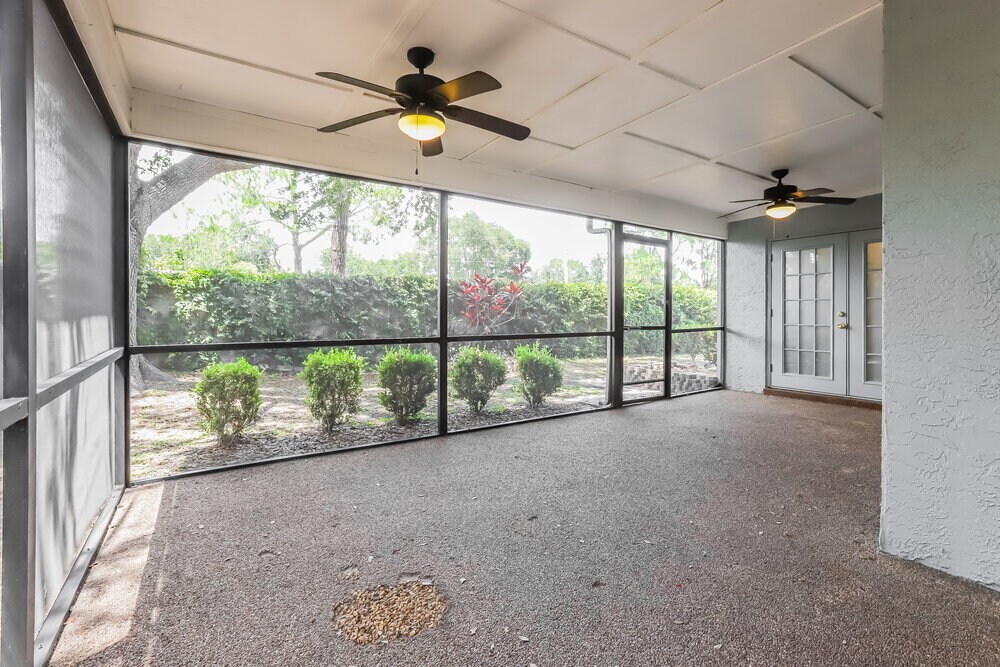 Building Photo - 1521 Vernon Ct