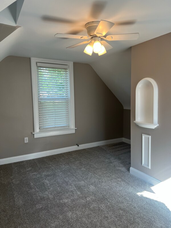 Building Photo - 502 Wirtz Way