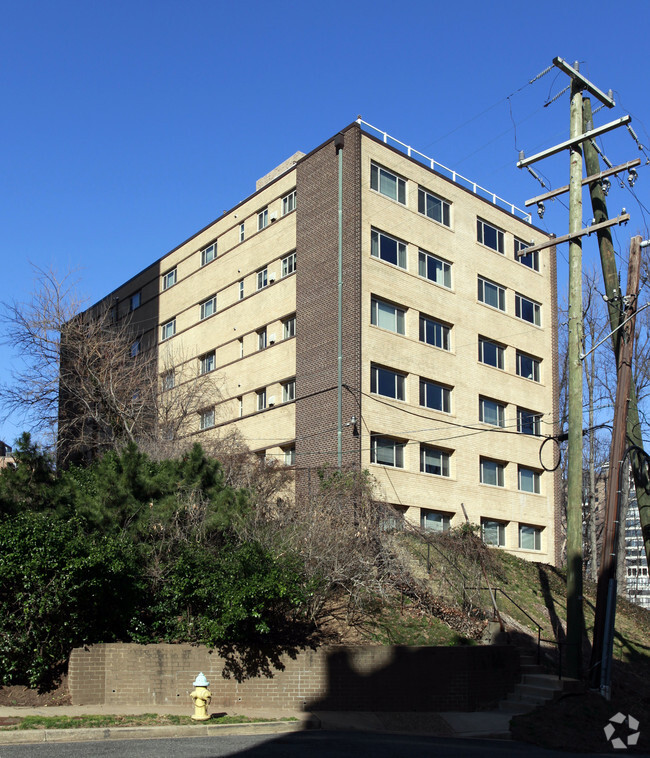 Building Photo - The View