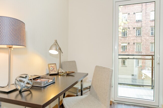 Building Photo - 500 Belmont Ave E