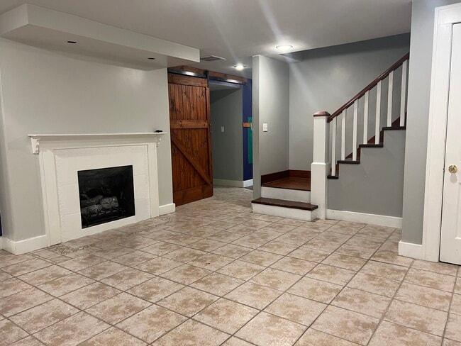 Building Photo - 405 Trenton St