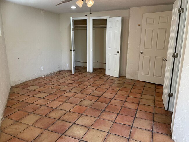 Building Photo - Pre-Leasing for July!