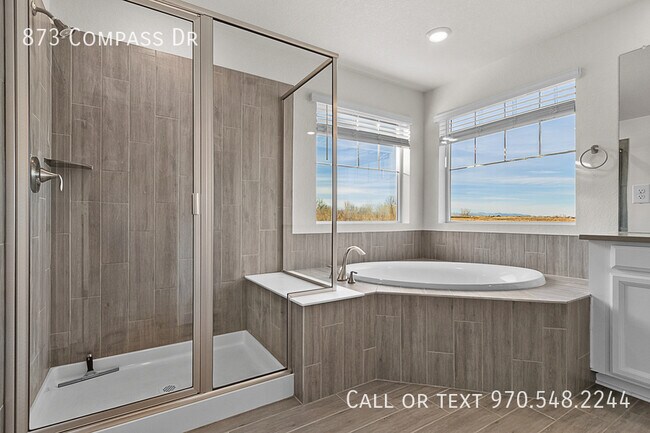 Building Photo - 873 Compass Dr