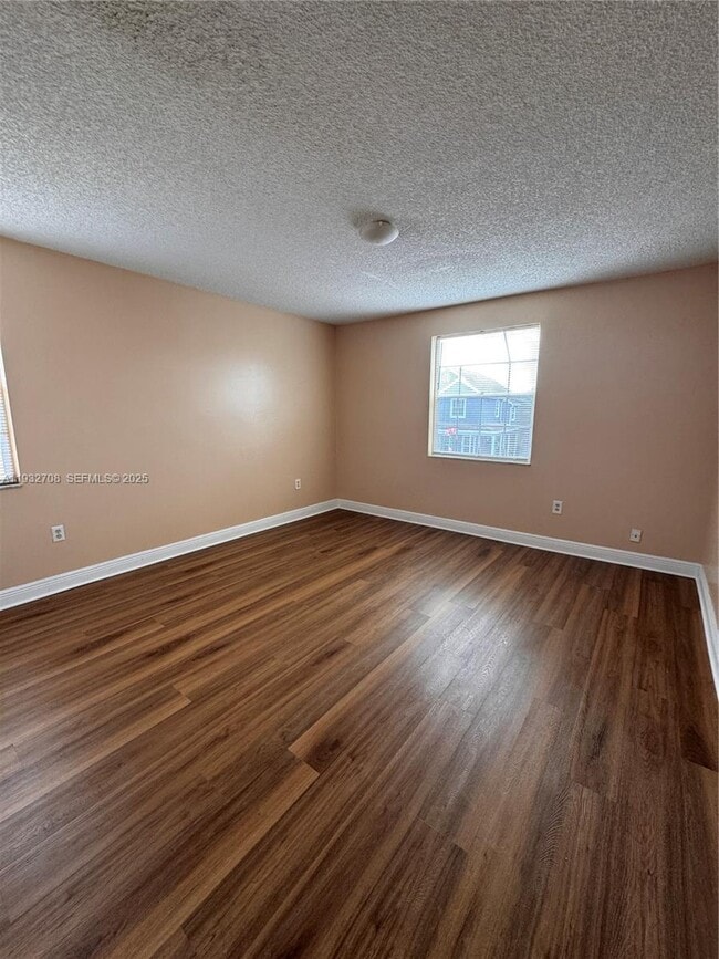 Building Photo - 3410 Java Plum Ave