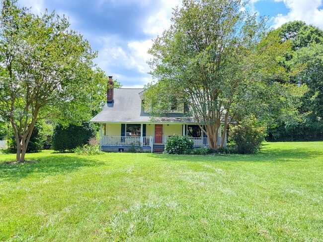 Primary Photo - Farm house in Mt Holly