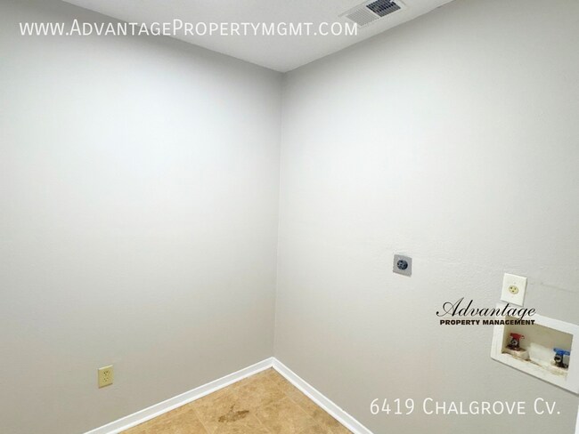 Building Photo - 6419 Chalgrove Cove