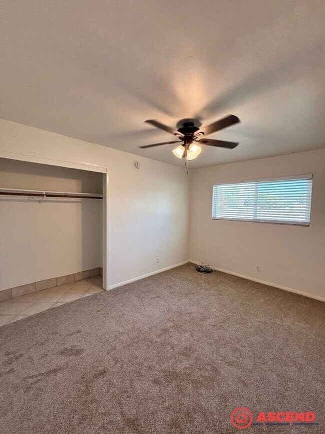 Building Photo - 3 Bed / 2 Bath Home on 2 Acres of Cattle L...
