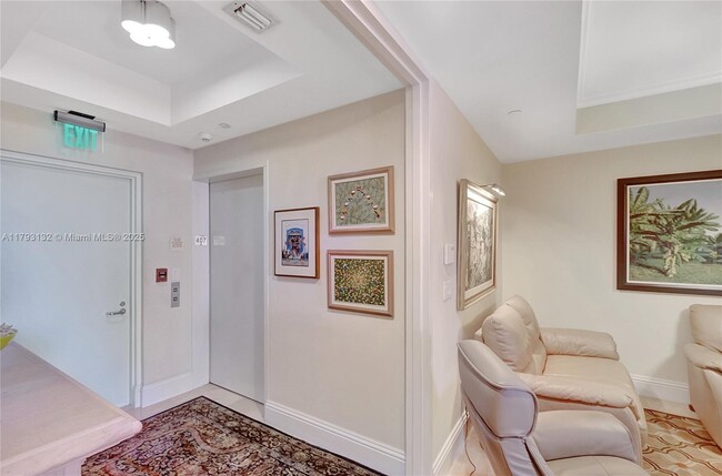 Building Photo - 731 Crandon Blvd