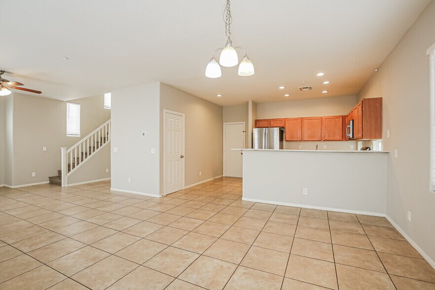Building Photo - 8928 Brentwood Grove Ct