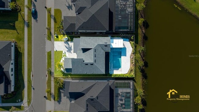 Building Photo - 9226 Santorini Dr