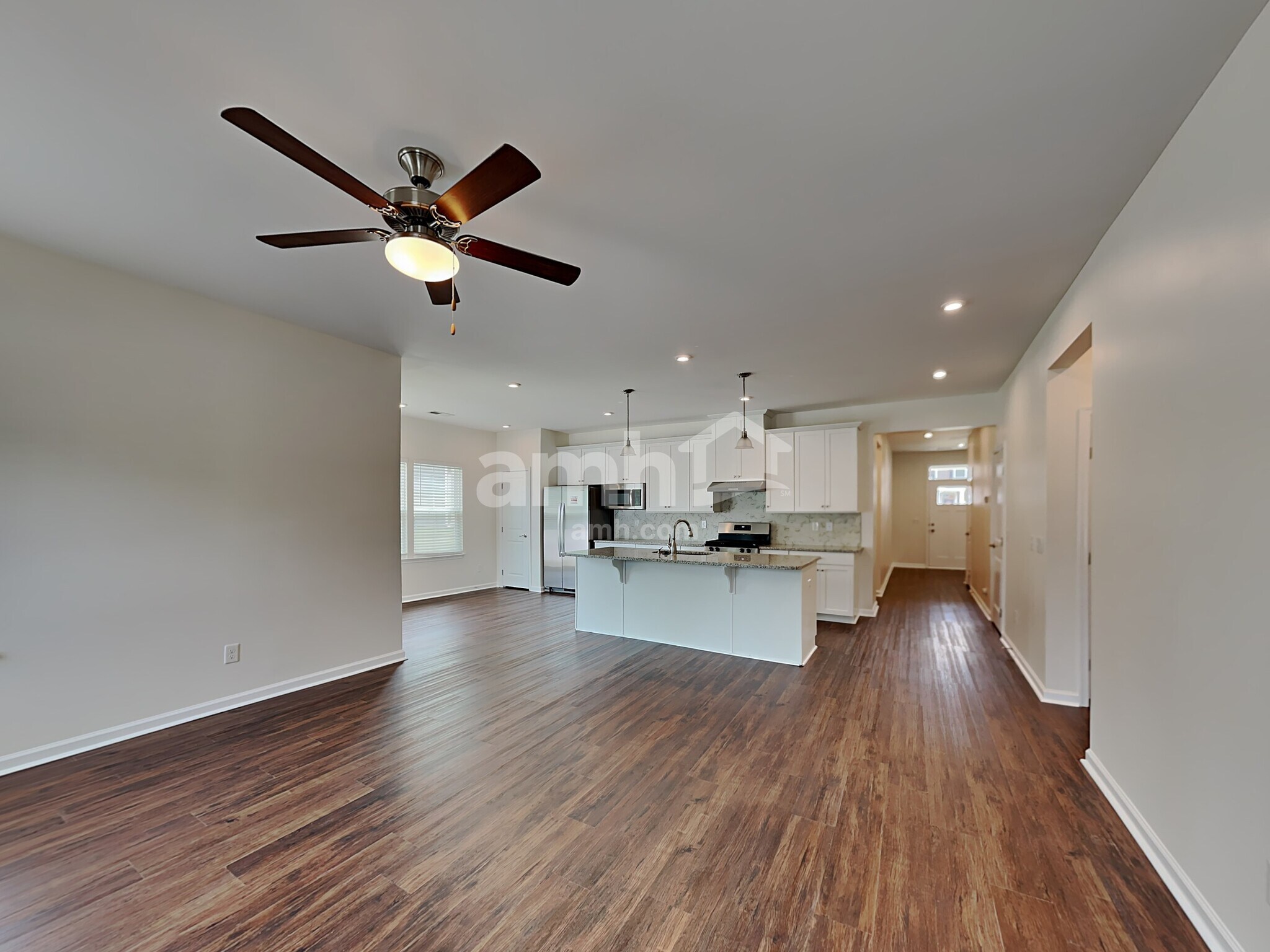 Building Photo - 252 Thames Valley Dr