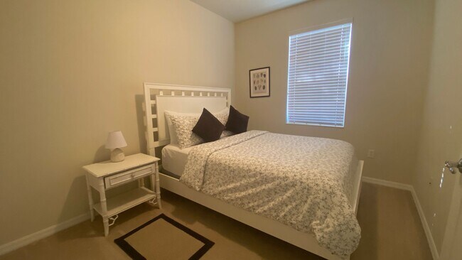 Building Photo - Prime Sarasota Seasonal Rental — Lakeside Mediterranean Gem