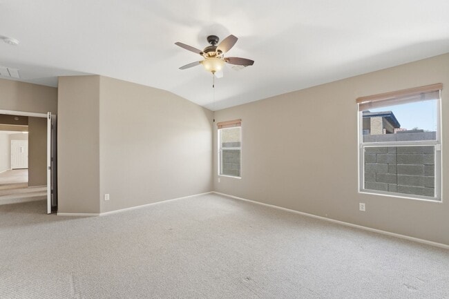Building Photo - Maricopa Gem! 2,130 SF, Large Kitchen, AZ Room + Golf Course Living