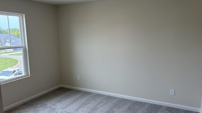 Building Photo - 16932 Aiken Rdg Cir