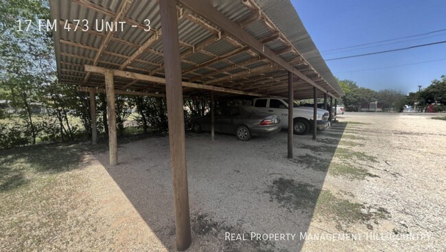 Building Photo - 17 Ranch to Market Rd 473