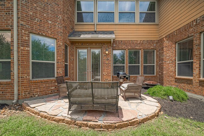 Building Photo - 47 Driftdale Pl