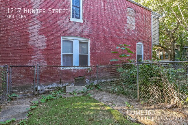 Building Photo - 1217 Hunter St