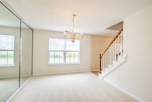 Building Photo - 1560 Wynd Crest Way