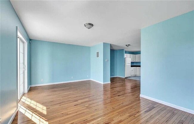 Building Photo - 800 Seaview Ave