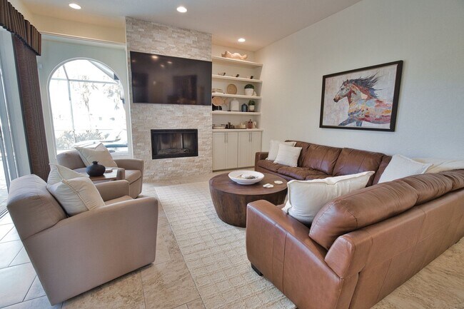 Building Photo - Luxury Home with Saltwater Heated Pool, Spa & Spectacular Golf Course Views, and includes Social ...