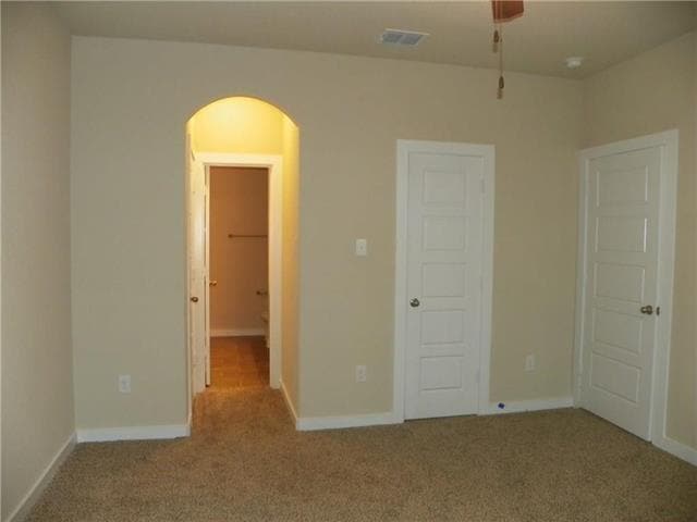 Building Photo - 1009 Skyview Ct