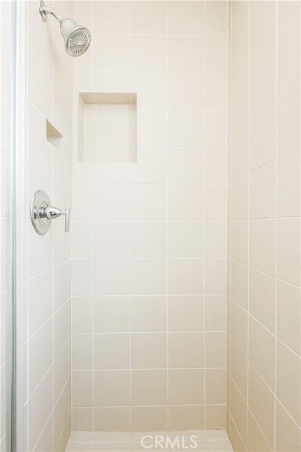 Building Photo - 599 Alta Vista Way