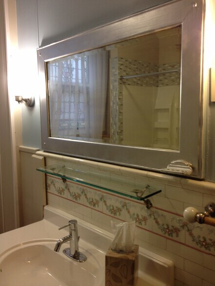 Bathroom - 447 W Orange St