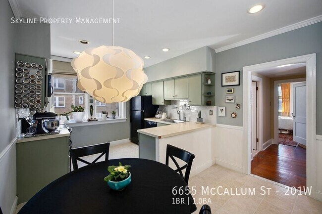 Building Photo - 6655 McCallum St