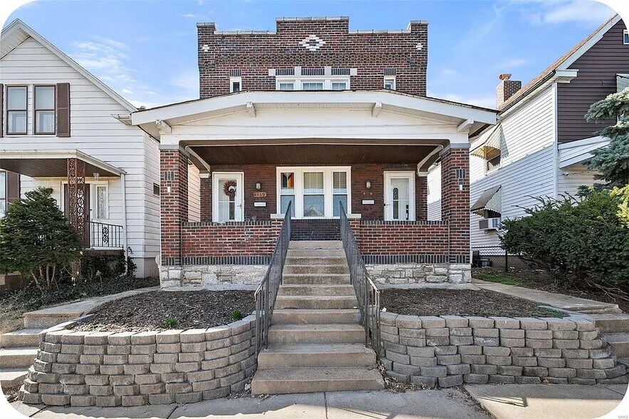 Building Photo - 4462 Wallace St