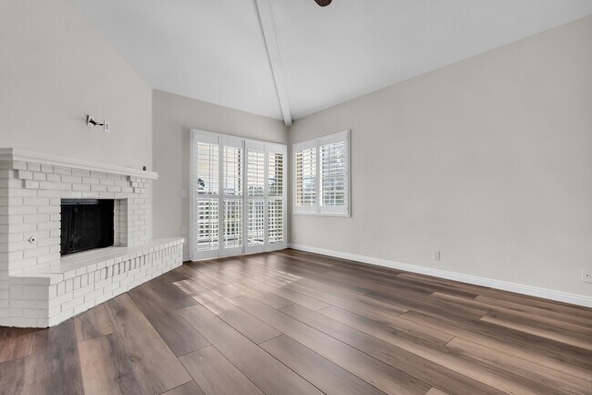 Building Photo - 33212 Ocean Bright