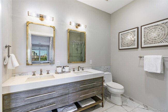 Building Photo - 990 Corporate Dr