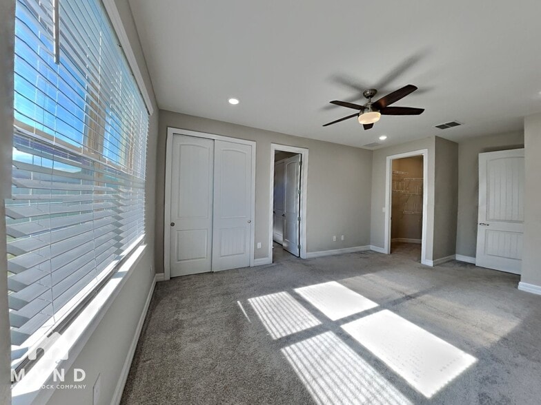 Building Photo - 10705 Green Harvest Dr.