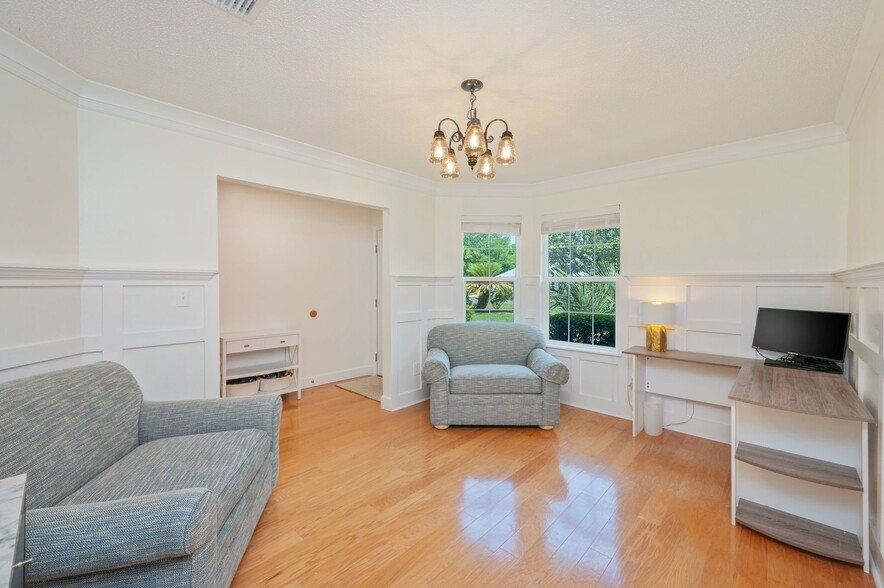 Building Photo - 4406 Southminster Cir