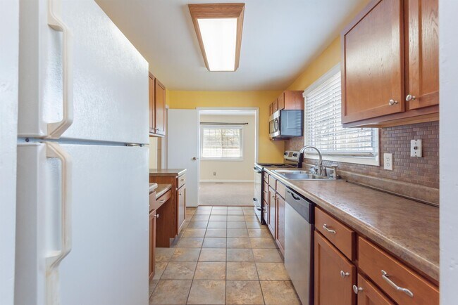 Building Photo - 1919 Connecticut Ave