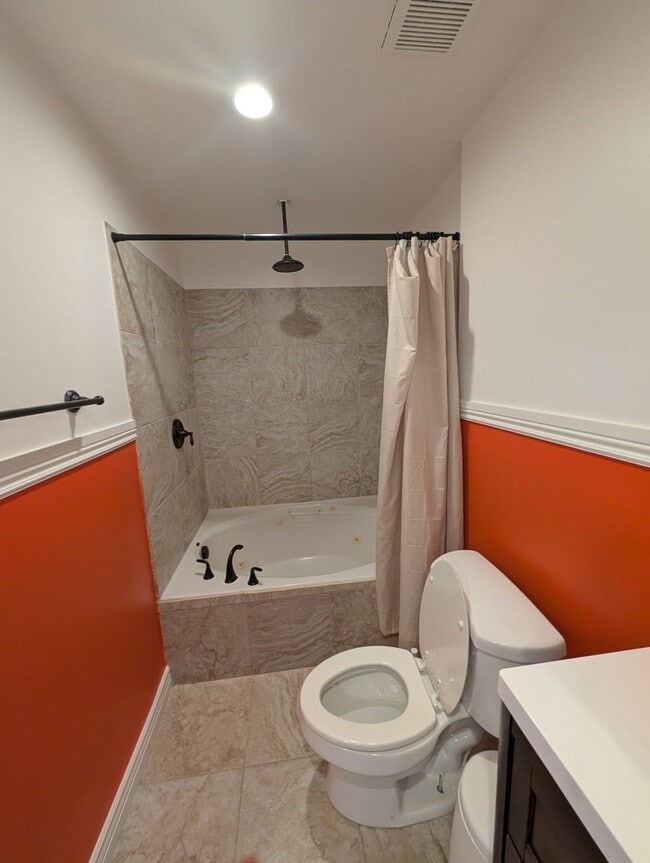 Building Photo - Beautiful 3 Bedroom Condo for Rent in Draper