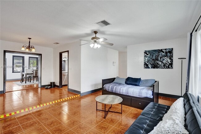 Building Photo - 5380 SW 8th Ct