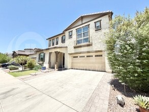 Building Photo - 262 E Lantana Dr
