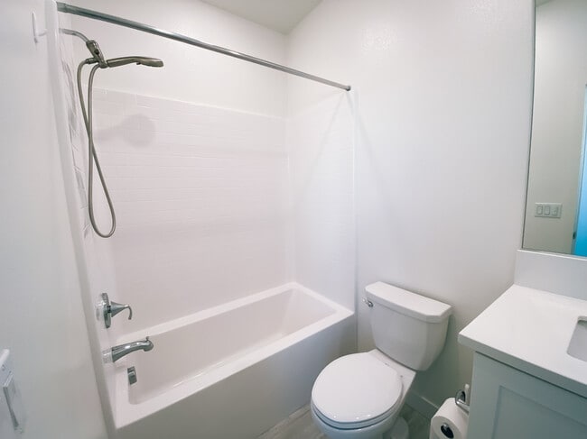 Building Photo - 2623 Glamis Ct