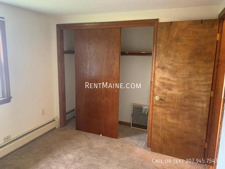 Building Photo - 385 Pine St