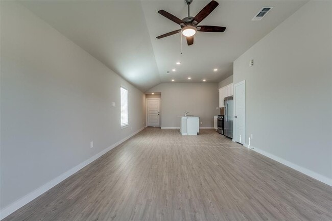 Building Photo - 925 Oak Mist Ln