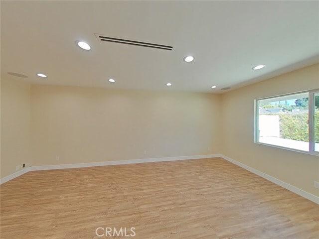 Building Photo - 17633 Nordhoff St