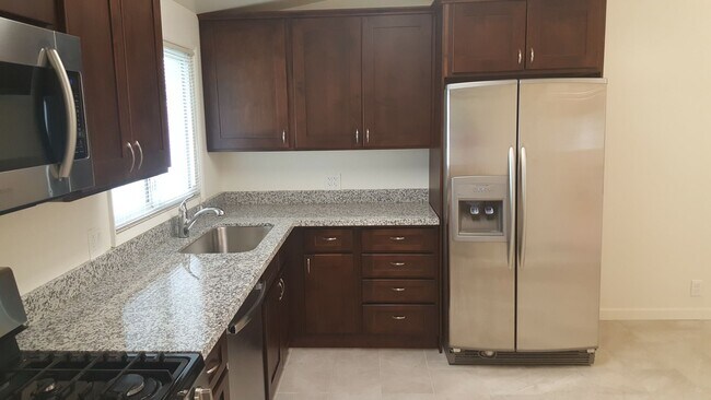 Building Photo - 314 W 1200 N